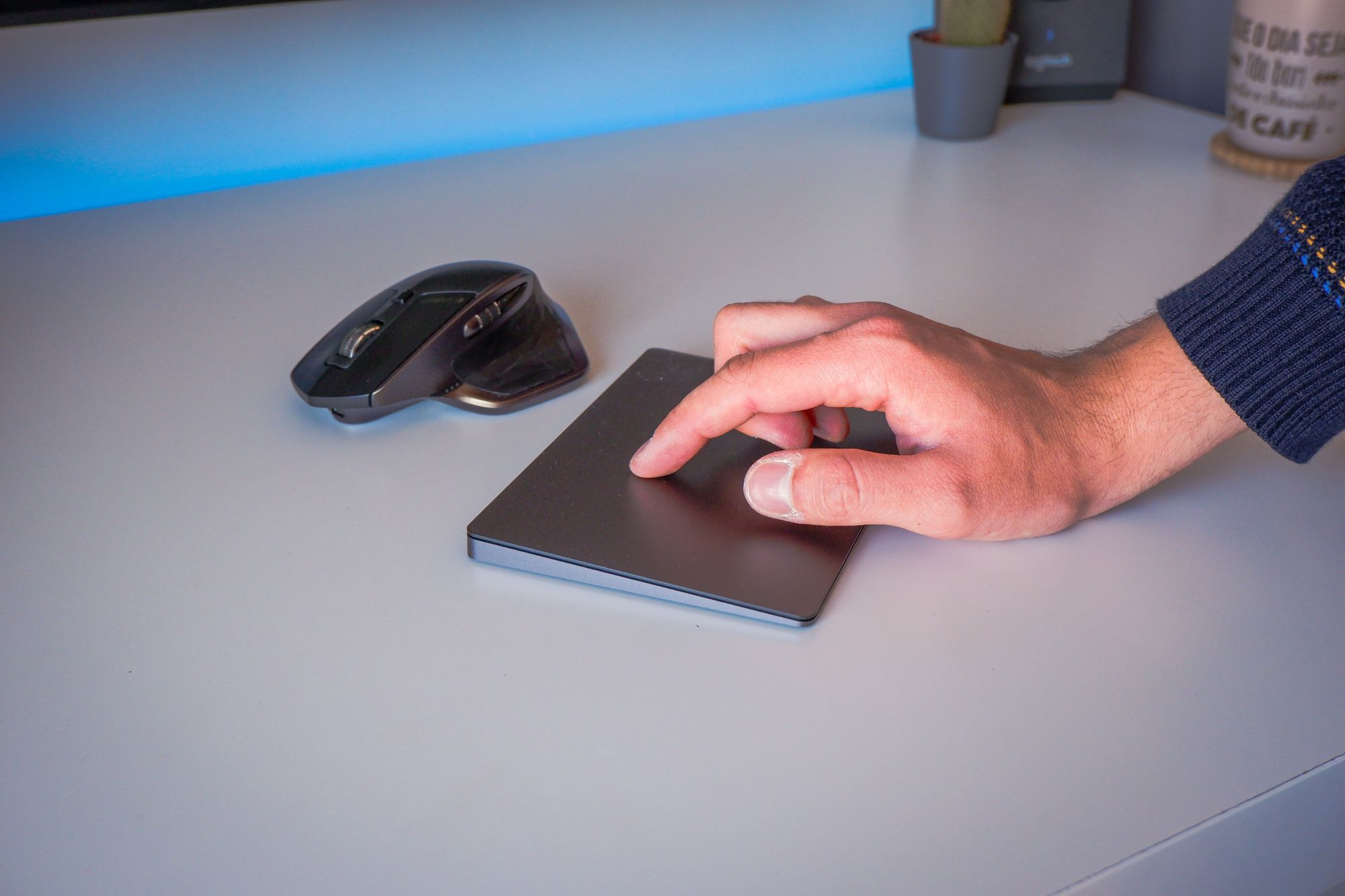 Troquei um Logitech MX Master por um Magic Trackpad 2