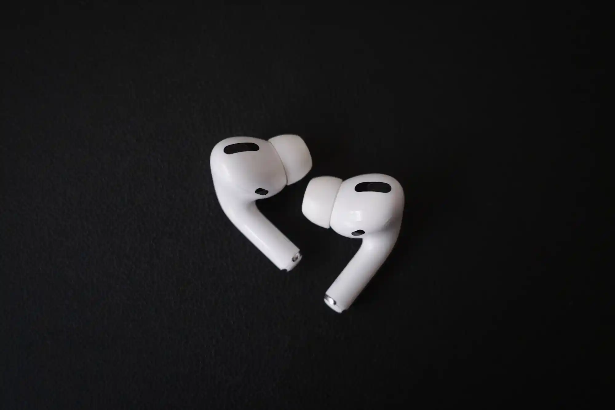 Rumores sobre os AirPods Pro 2 - quais as novidades e quando chegam?