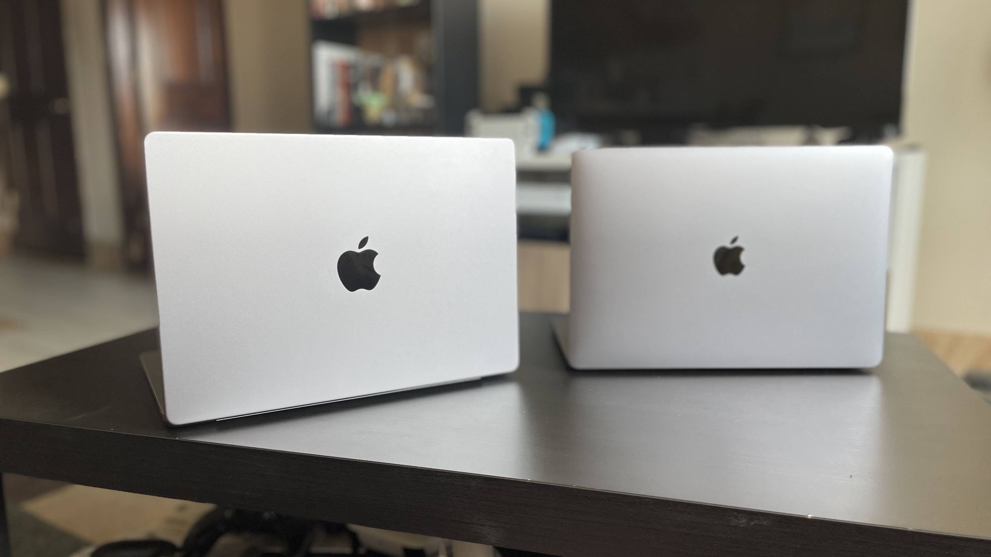 MacBook Pro M3 14'' versus MacBook Pro M2 13'' - quais as diferenças? post image