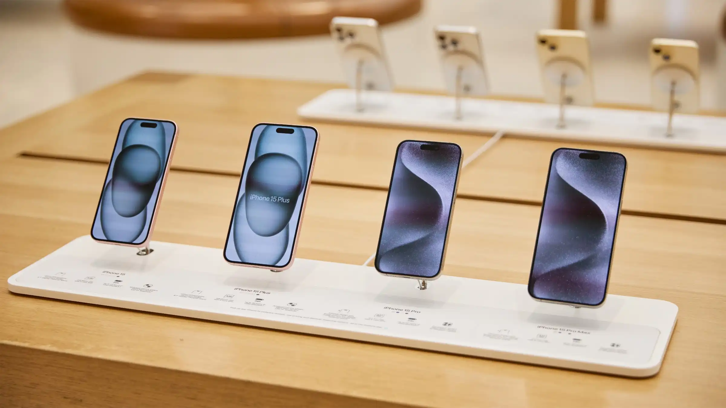 Apple dominou com 7 dos 10 smartphones mais vendidos no mundo em 2023 post image