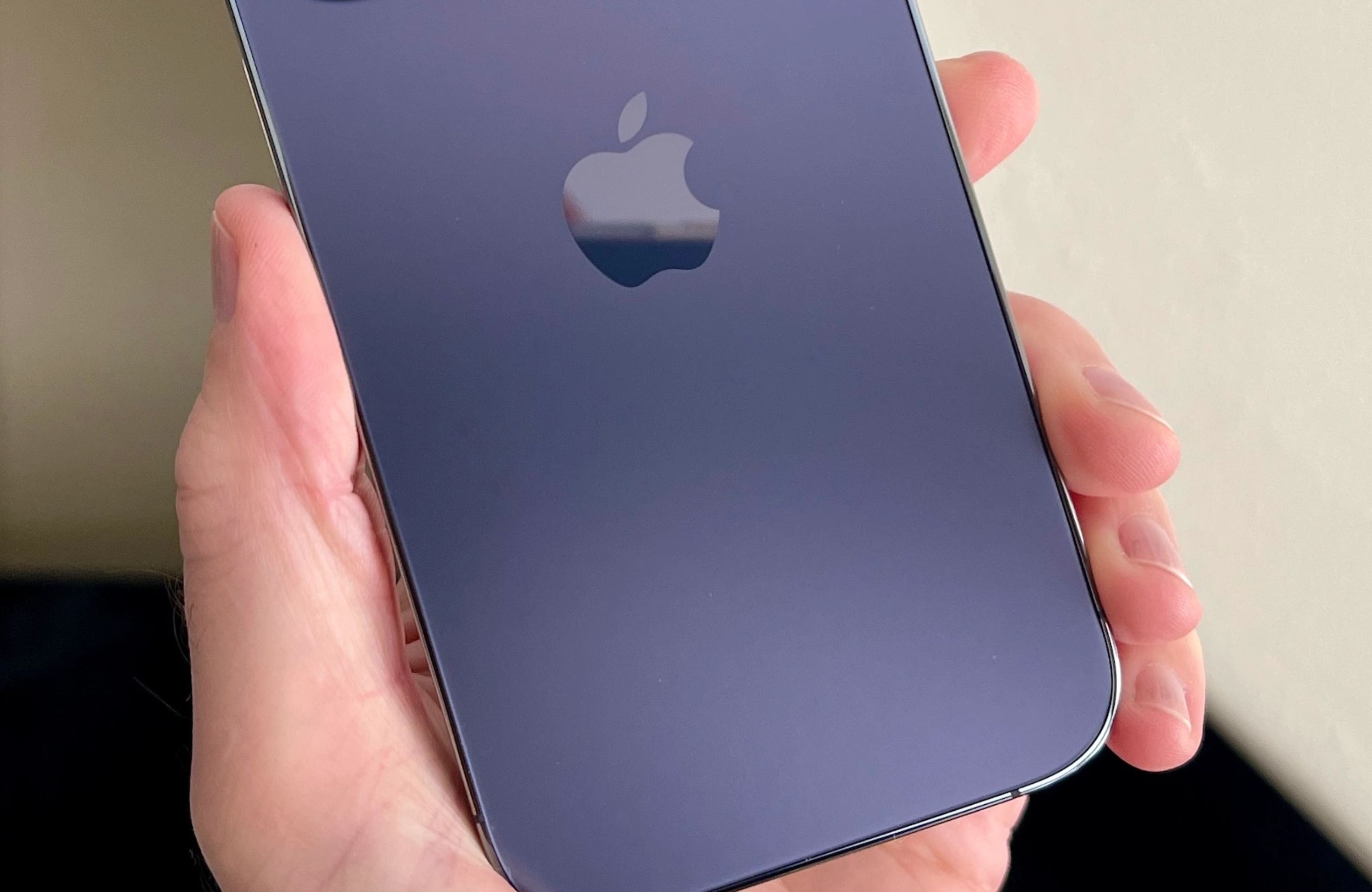 iPhone 15: traseira em vidro mate e nova cor são fortes possibilidades
