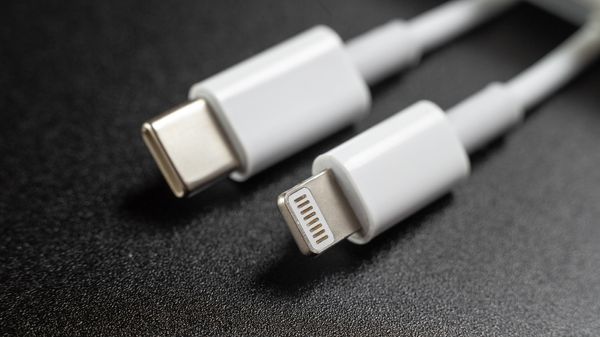 Lightning, USB-C, e a polémica sem fim de um detalhe irrelevante - Opinião