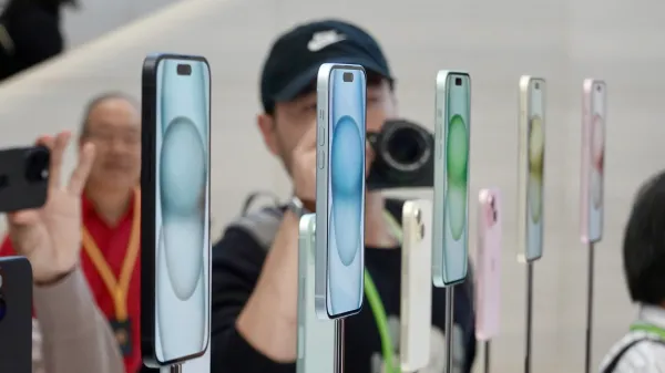 iPhone 15: nova cor de primavera parece cada vez menos provável